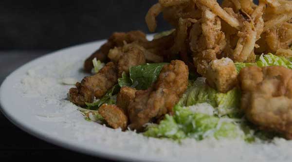 Fried Oyster Salad at The Narrows Restaurant